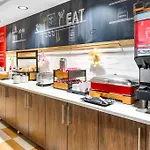 Hampton Inn Grand Rapids/North 