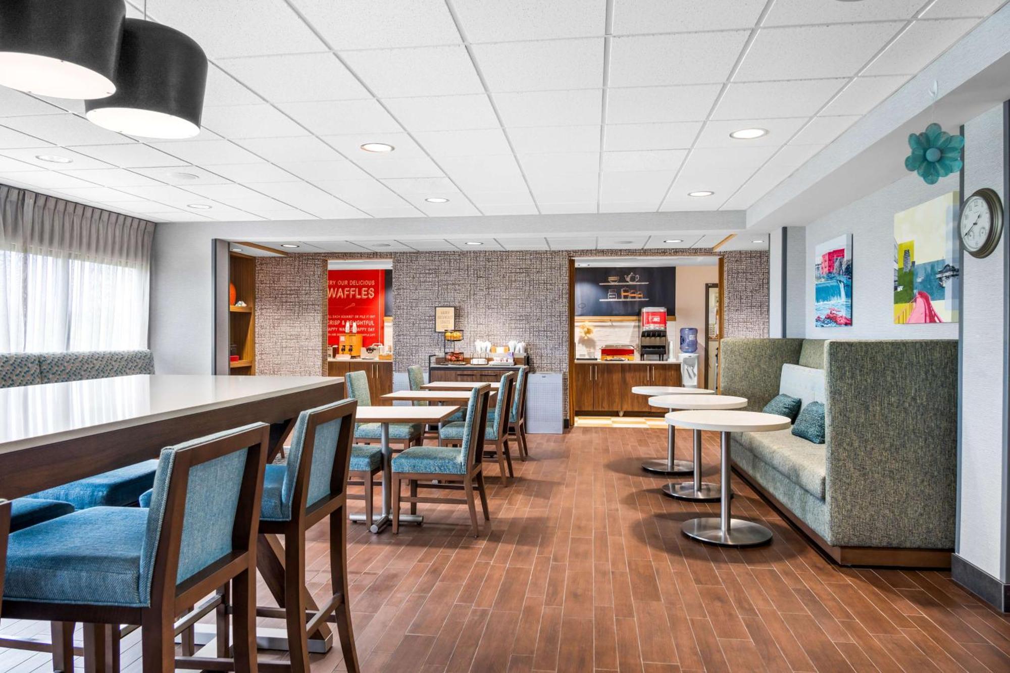Hotel Hampton Grand Rapids/north Walker