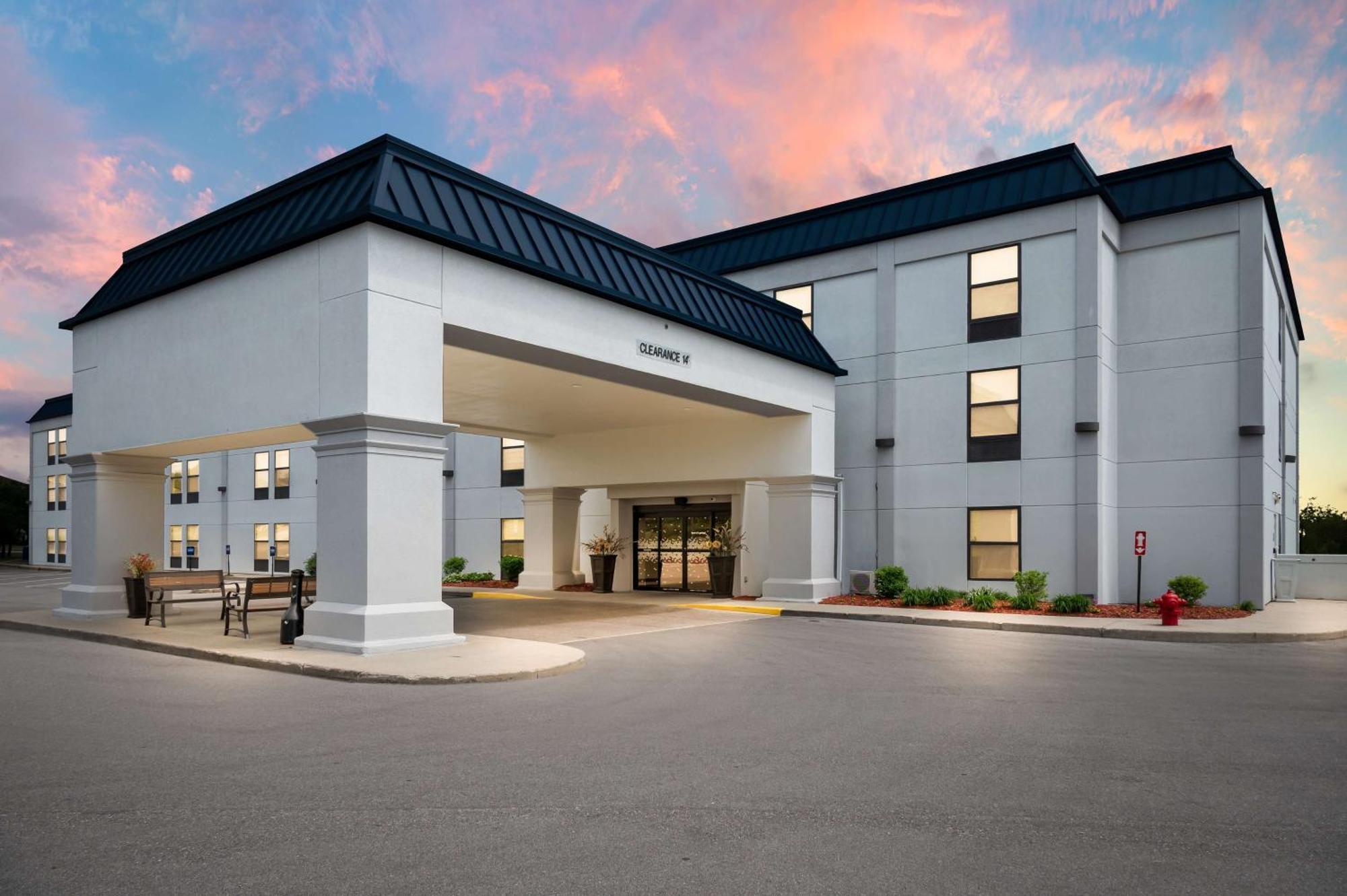Hotel Hampton Grand Rapids/north Walker