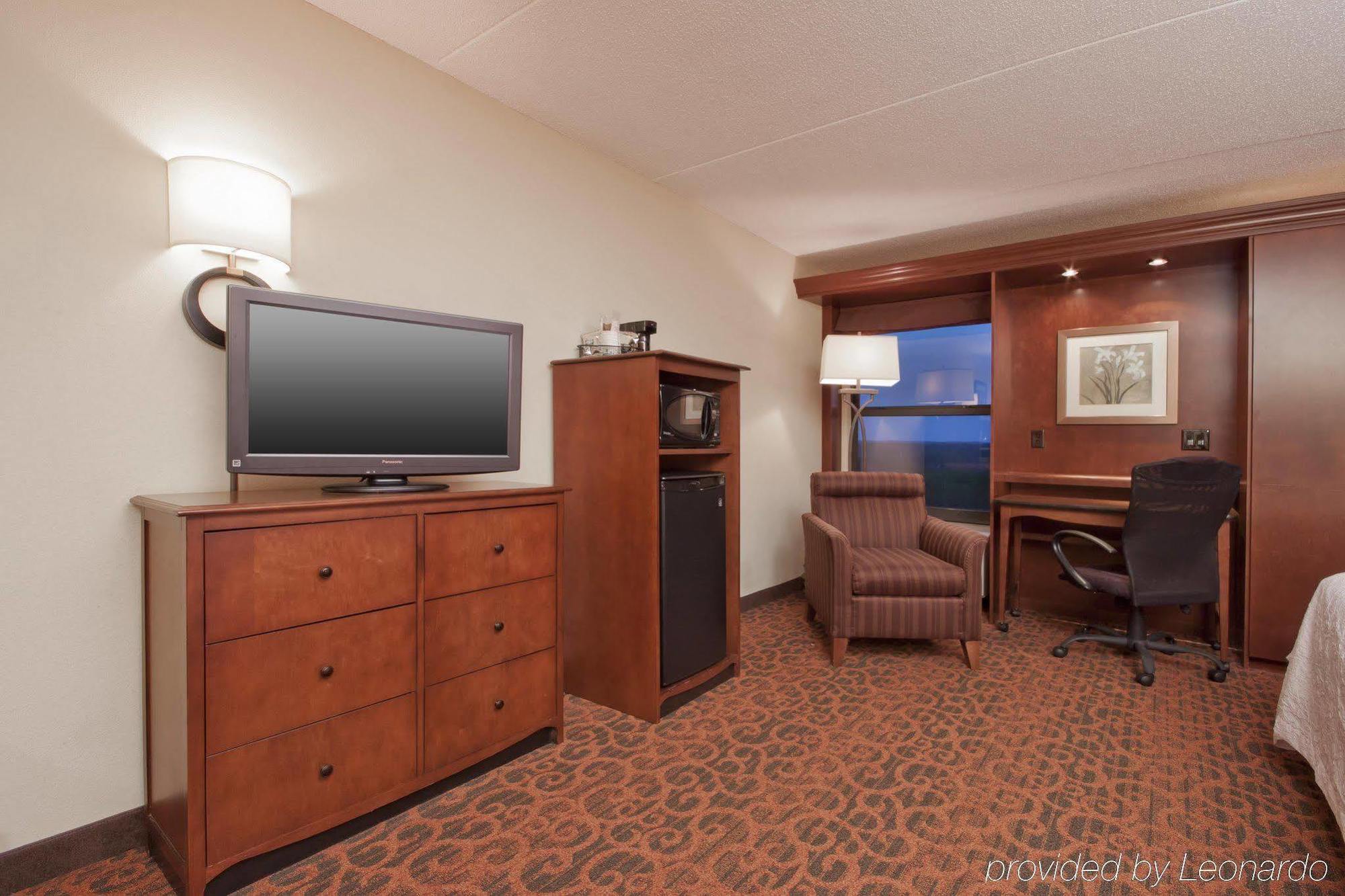 Hotel Hampton Grand Rapids/north