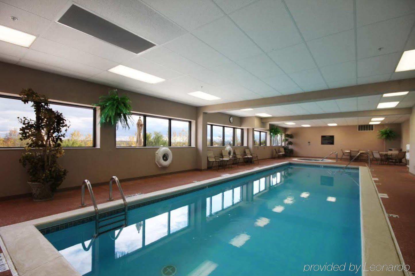 Hampton Grand Rapids/north Walker